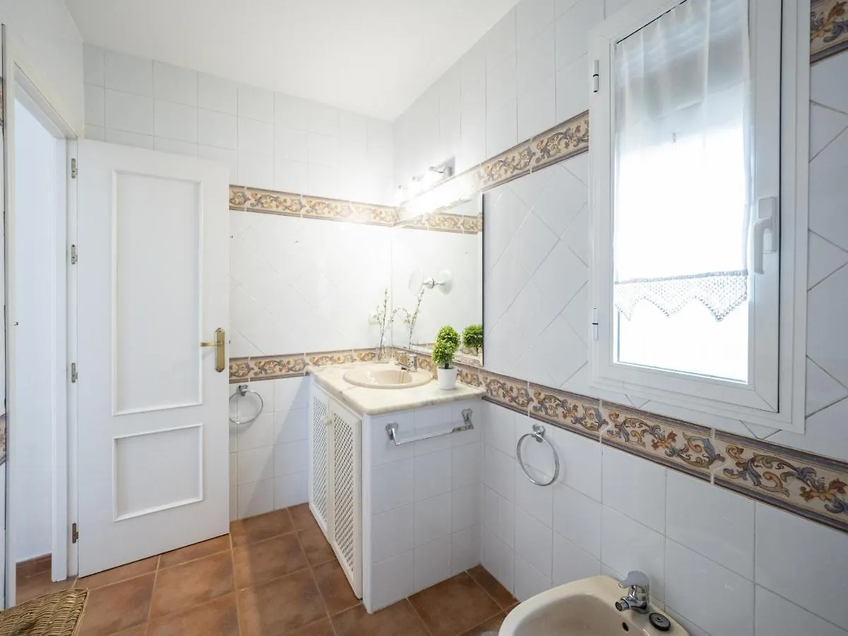 Chalet Sol Y Mar By H Isla Canela