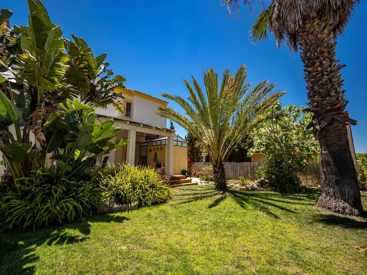 Chalet Sol Y Mar By H Isla Canela